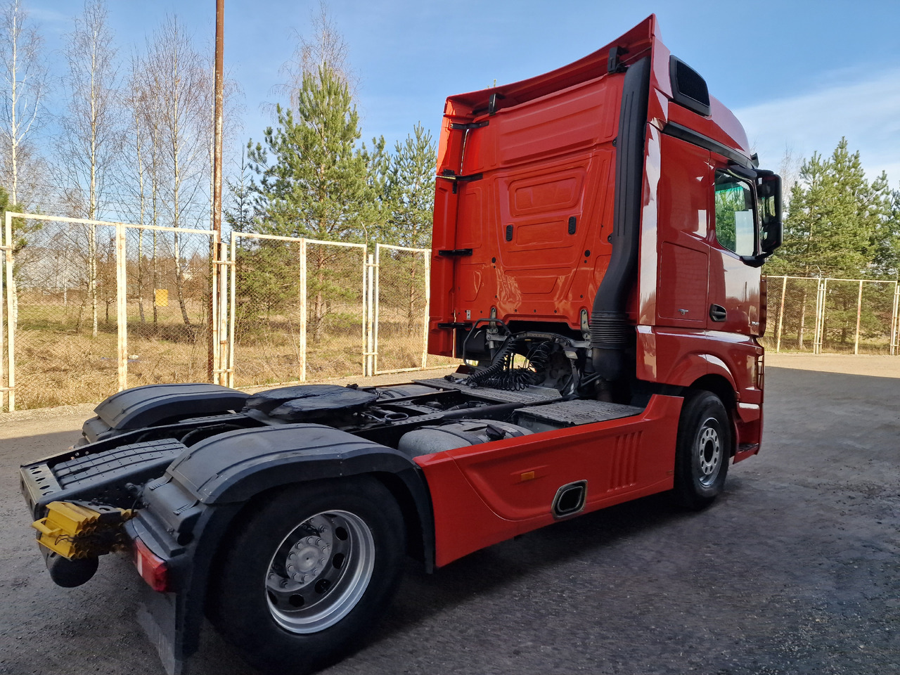 MERCEDES-BENZ 1845 Retarder Actros - Tractor: foto 4 MERCEDES-BENZ 1845 Retarder Actros - Tractor: foto 4