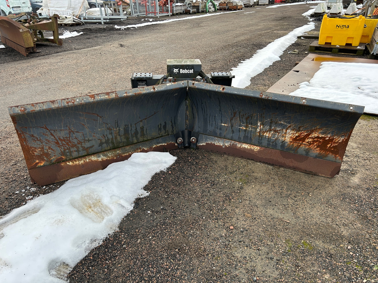 Bobcat V-Blade 108 - Lâmina limpa-neves: foto 1 Bobcat V-Blade 108 - Lâmina limpa-neves: foto 1