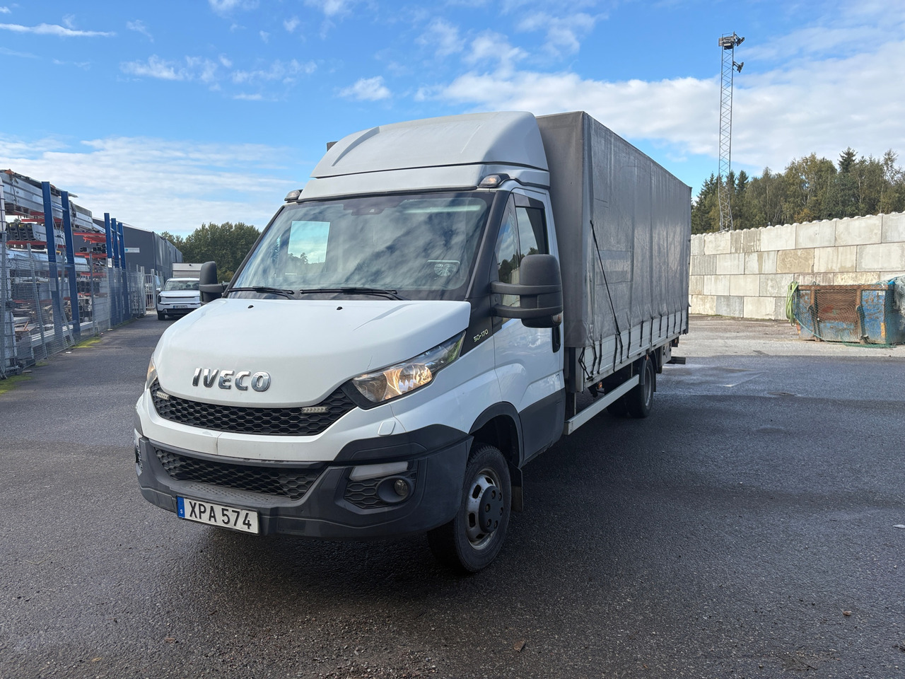 Iveco Daily C-reggad - Furgão de toldo: foto 1 Iveco Daily C-reggad - Furgão de toldo: foto 1