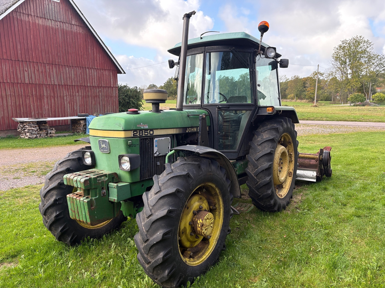 John Deere 2850 - Trator: foto 1 John Deere 2850 - Trator: foto 1