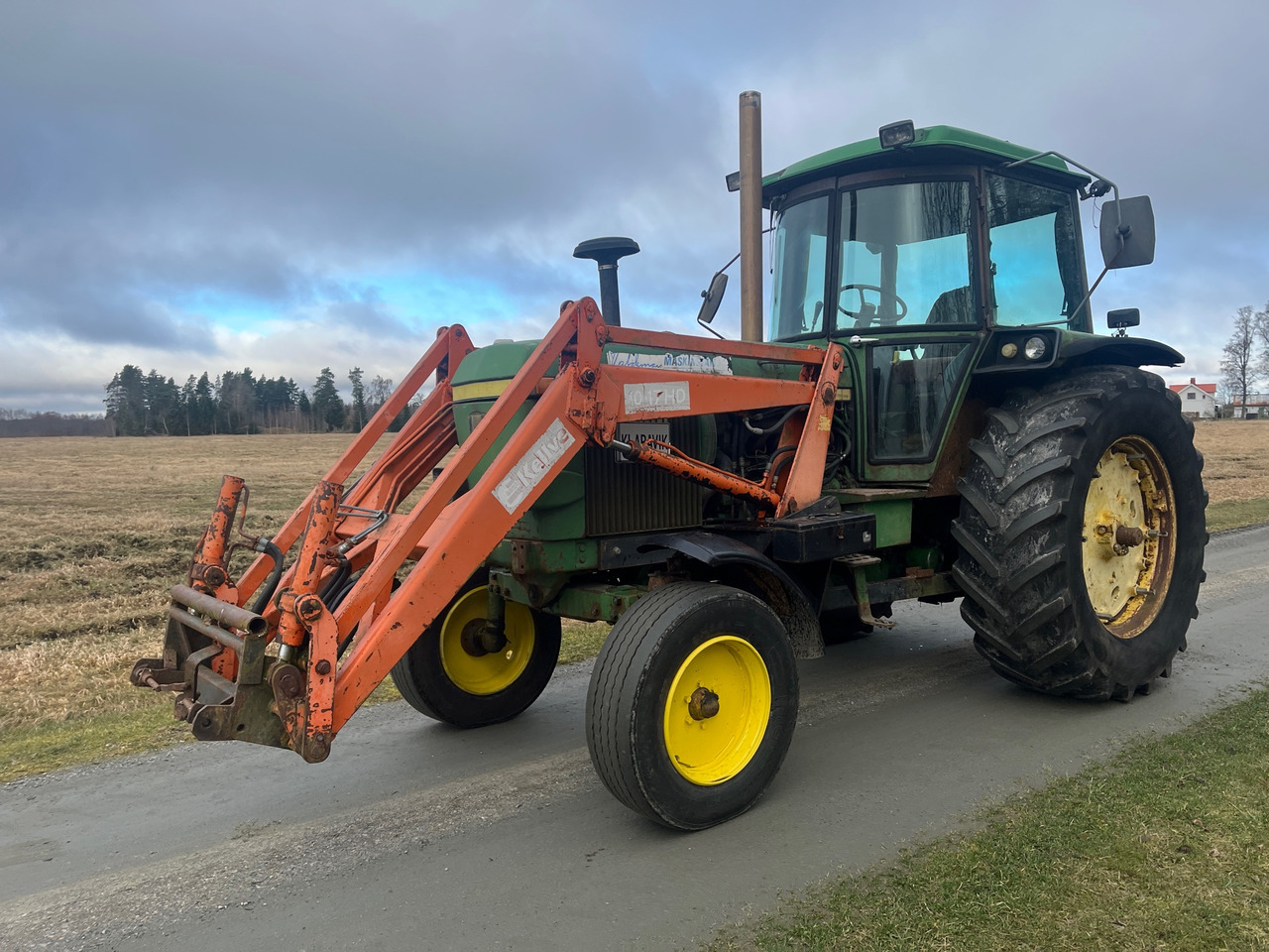 John Deere 4040 QR - Trator: foto 1 John Deere 4040 QR - Trator: foto 1