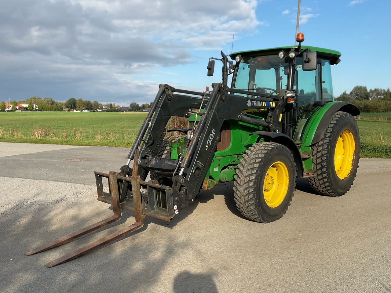 John Deere 5720 - Trator: foto 1 John Deere 5720 - Trator: foto 1