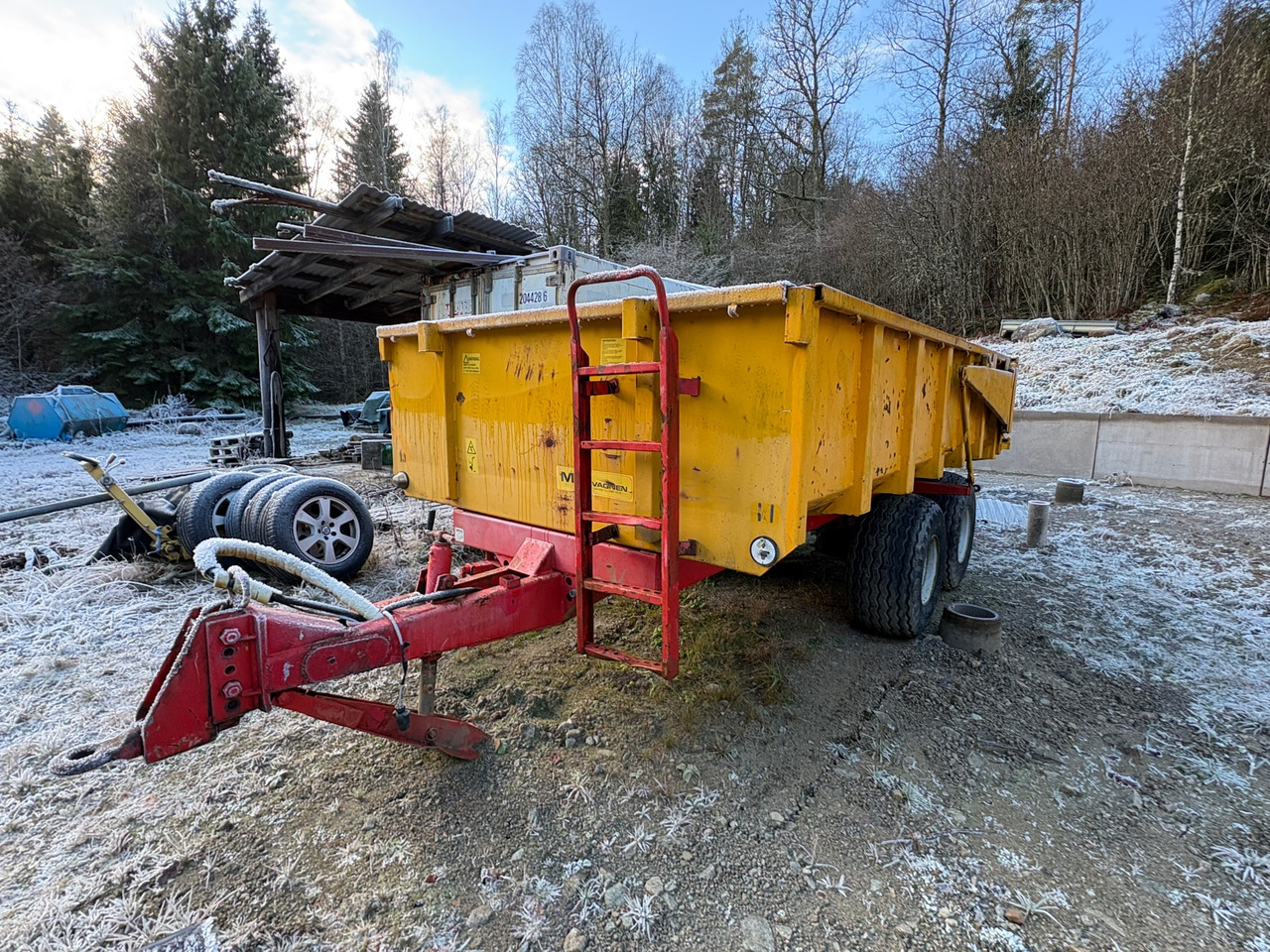 Möre vagnen T-041/SP - Reboque basculante: foto 1 Möre vagnen T-041/SP - Reboque basculante: foto 1