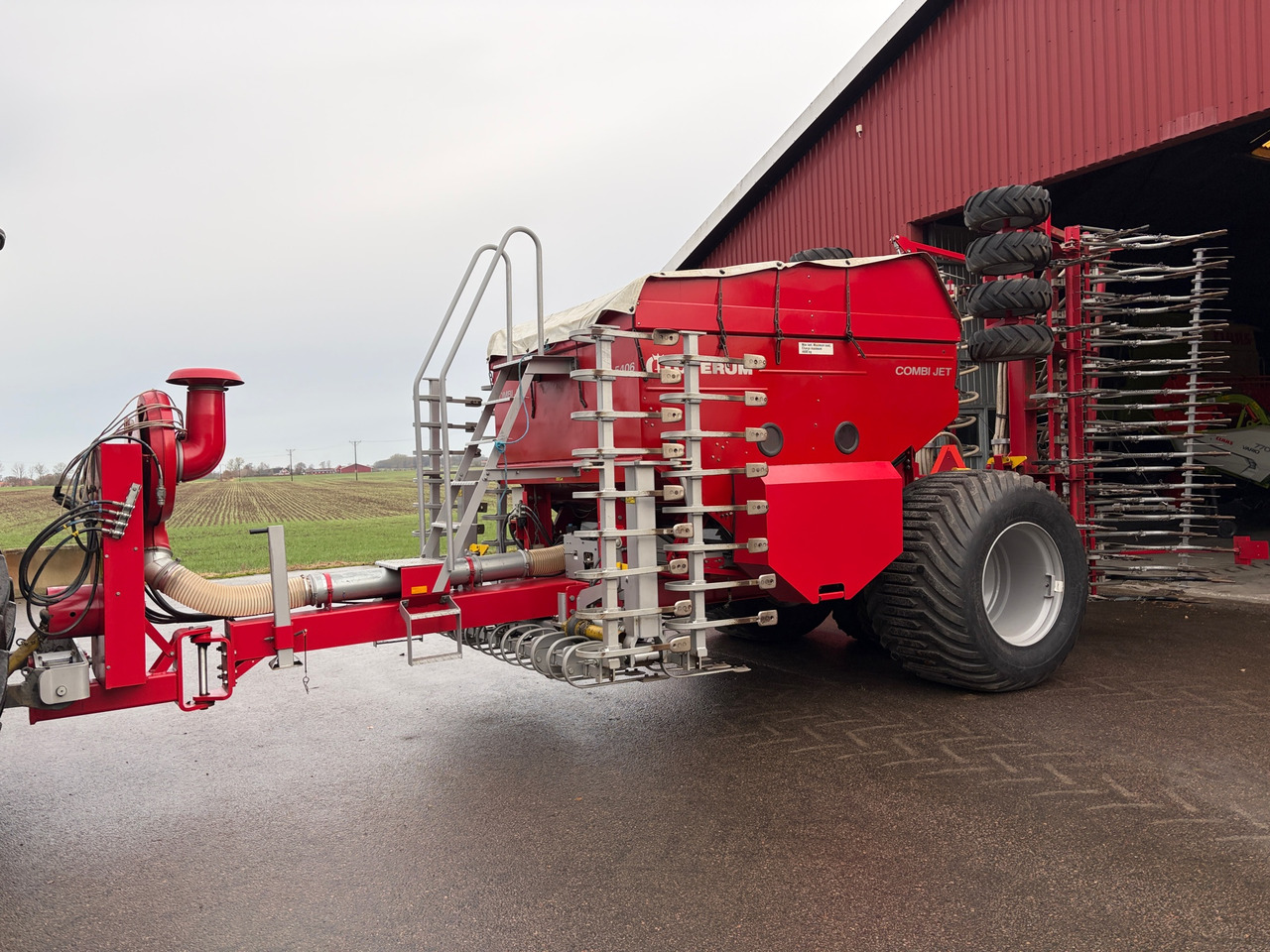 Överum Combi Jet CD 5406 - Máquina para semear: foto 1 Överum Combi Jet CD 5406 - Máquina para semear: foto 1