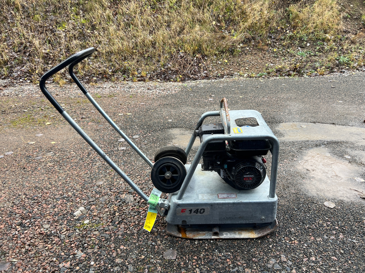 Swepac F140 - Placas vibratórias: foto 1 Swepac F140 - Placas vibratórias: foto 1