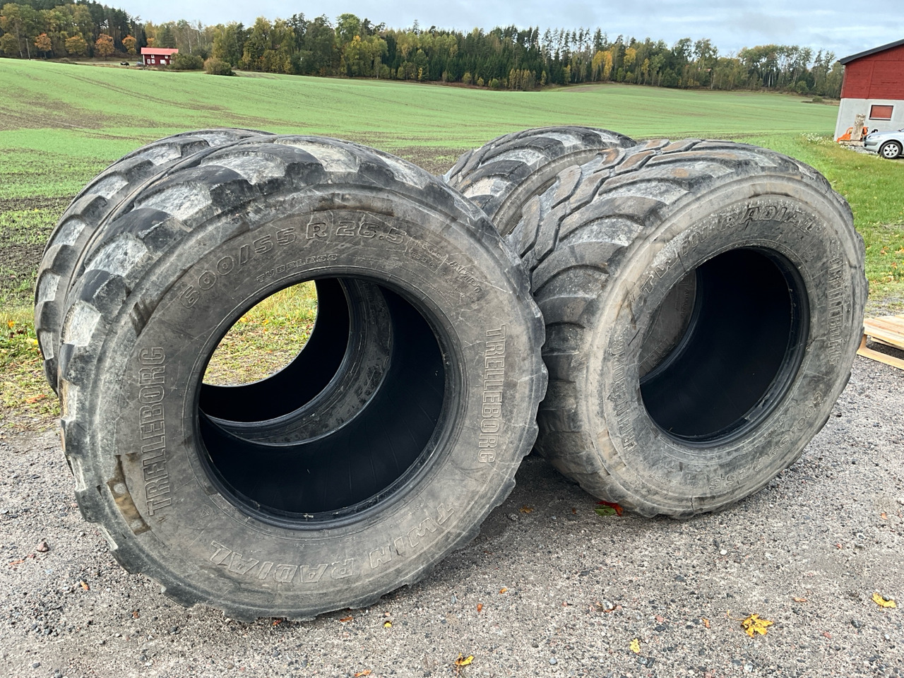Trelleborg 600/55R26,5 - Pneu de Máquina de construção: foto 1 Trelleborg 600/55R26,5 - Pneu de Máquina de construção: foto 1
