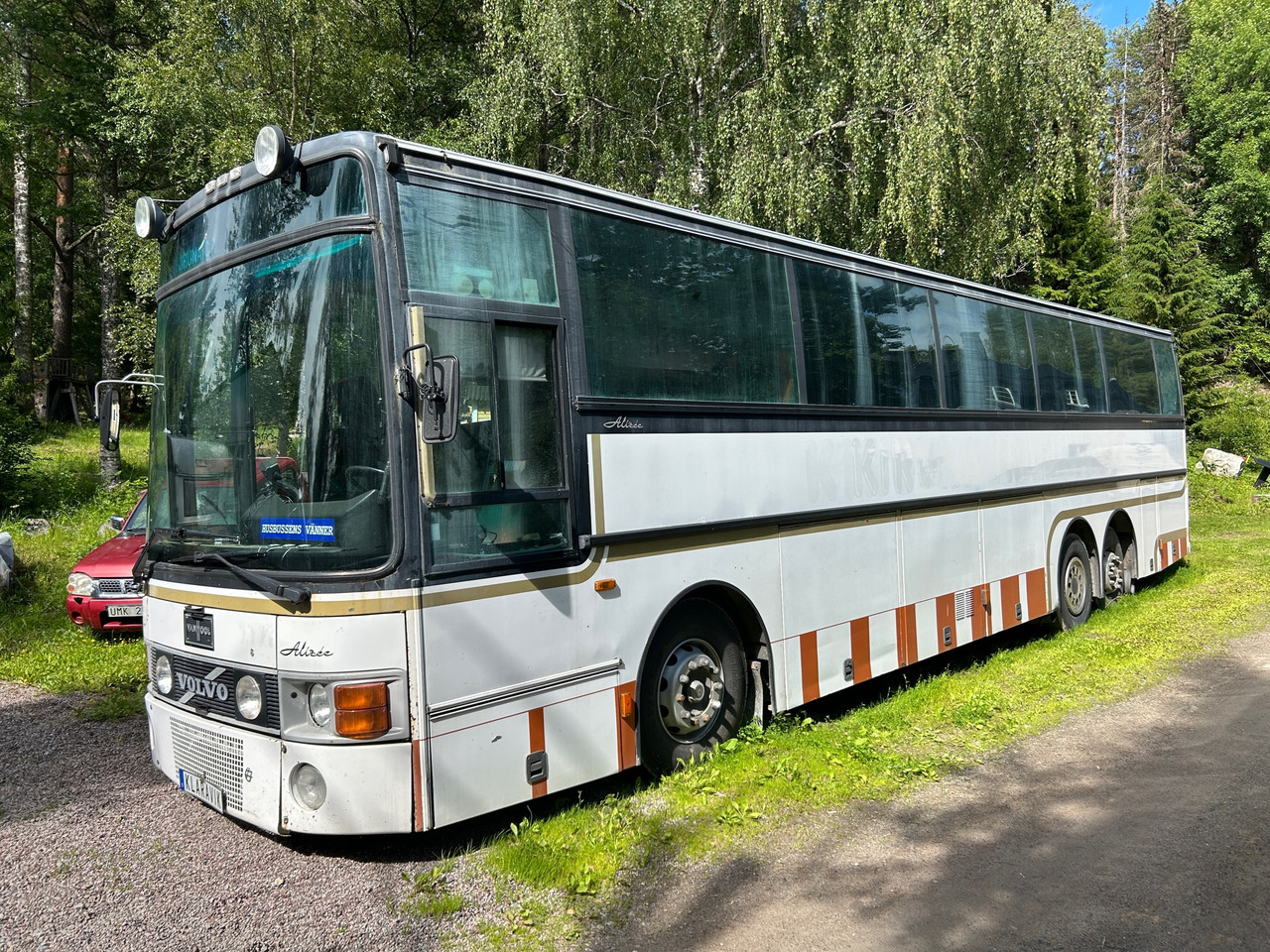 Volvo B10M-60 - Micro-ônibus, Furgão de passageiros: foto 1 Volvo B10M-60 - Micro-ônibus, Furgão de passageiros: foto 1