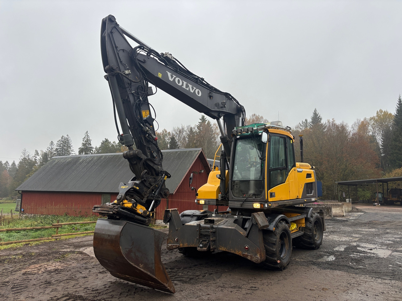 Volvo EW160D - Escavadeira: foto 1 Volvo EW160D - Escavadeira: foto 1
