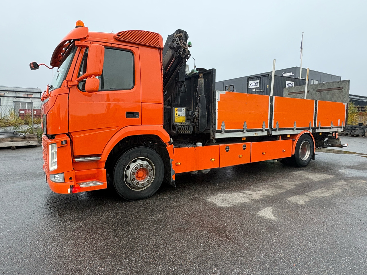 Volvo FM 4*2 - Caminhão grua: foto 1 Volvo FM 4*2 - Caminhão grua: foto 1