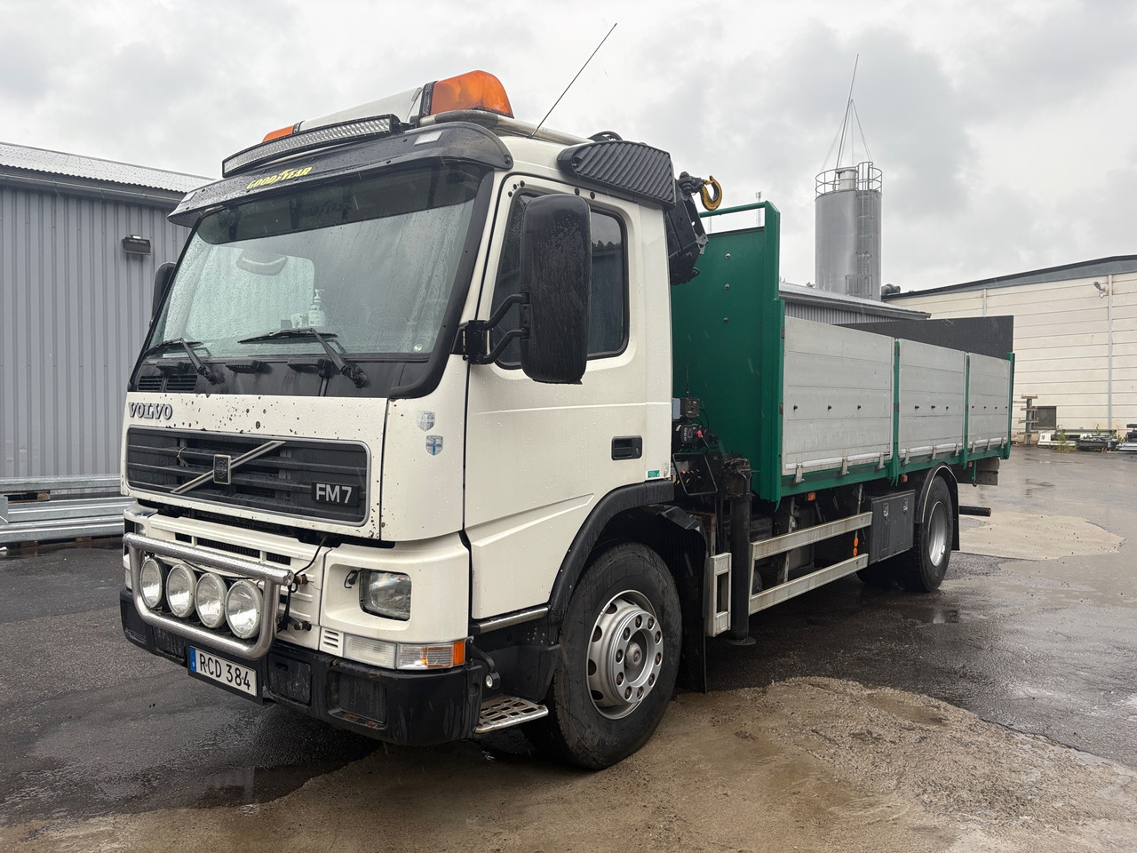 Volvo Fm7 - Caminhão grua: foto 1 Volvo Fm7 - Caminhão grua: foto 1