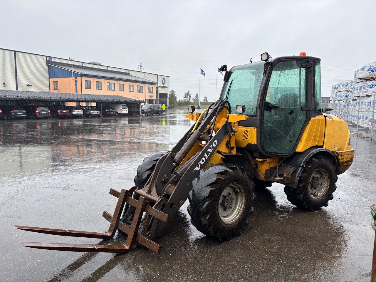 Volvo L20B - Carregadeira de rodas: foto 1 Volvo L20B - Carregadeira de rodas: foto 1