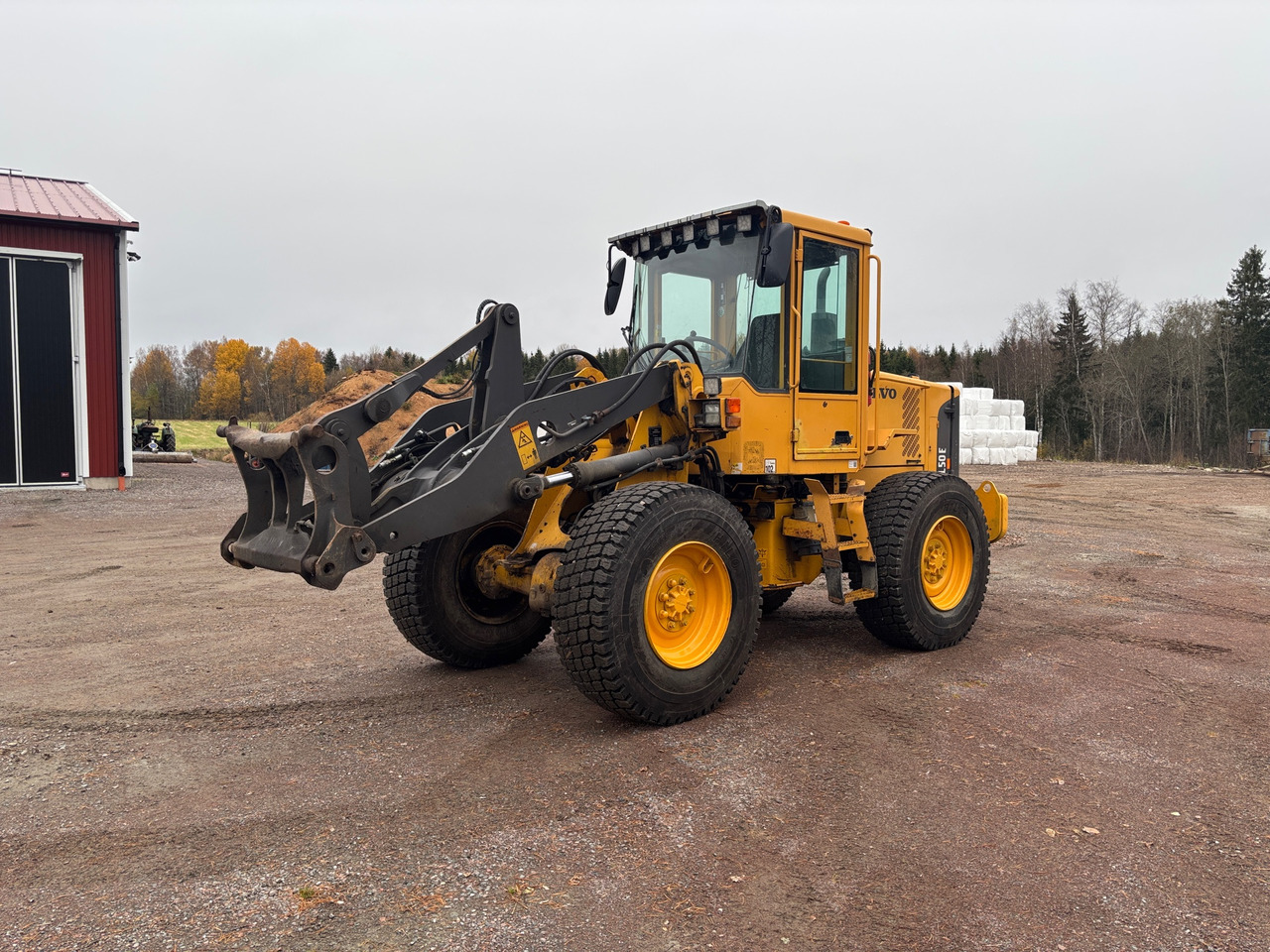 Volvo L50E - Carregadeira de rodas: foto 1 Volvo L50E - Carregadeira de rodas: foto 1