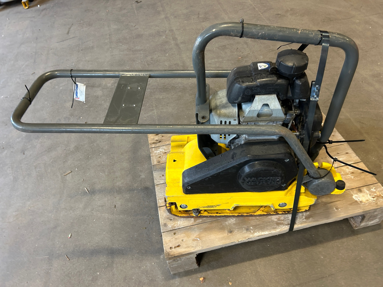 Wacker Neuson WP 1030A - Placas vibratórias: foto 1 Wacker Neuson WP 1030A - Placas vibratórias: foto 1