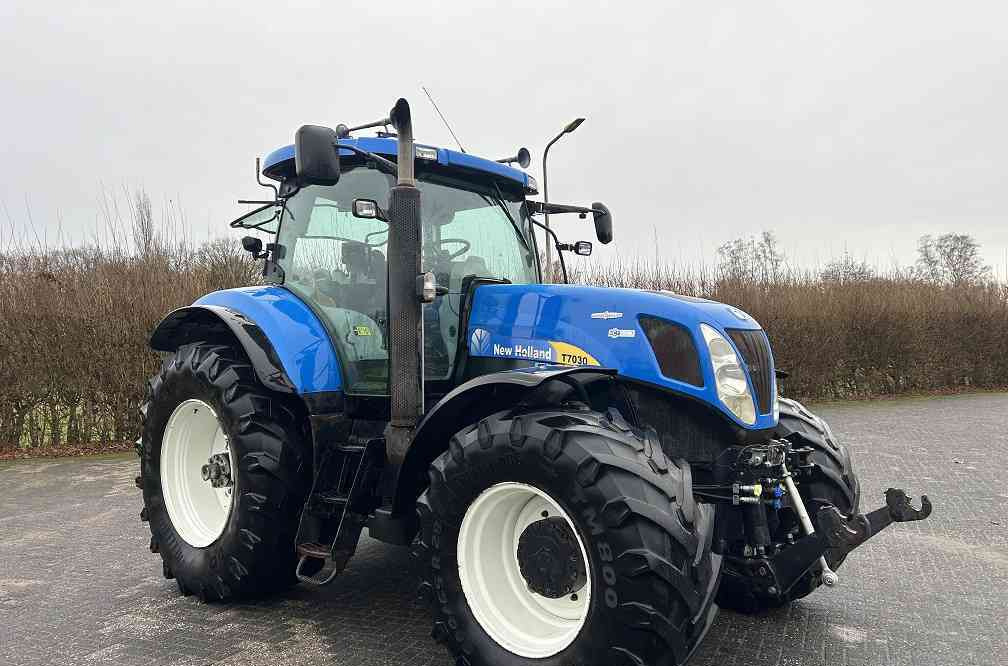 New Holland T7030 Autocommand full options! - Trator: foto 4 New Holland T7030 Autocommand full options! - Trator: foto 4