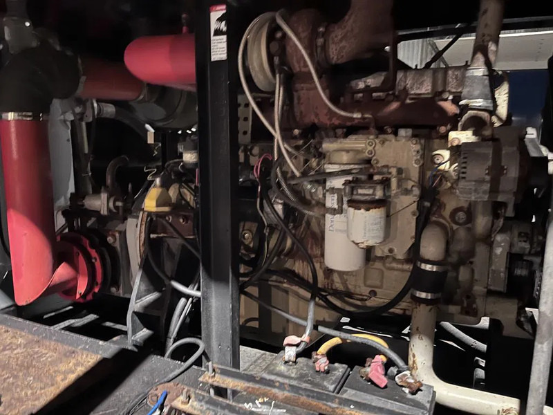 Cummins NTA 855 ELGI DT650-200 - Compressor de ar: foto 3 Cummins NTA 855 ELGI DT650-200 - Compressor de ar: foto 3