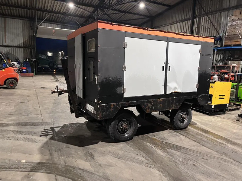 Cummins NTA 855 ELGI DT650-200 - Compressor de ar: foto 1 Cummins NTA 855 ELGI DT650-200 - Compressor de ar: foto 1