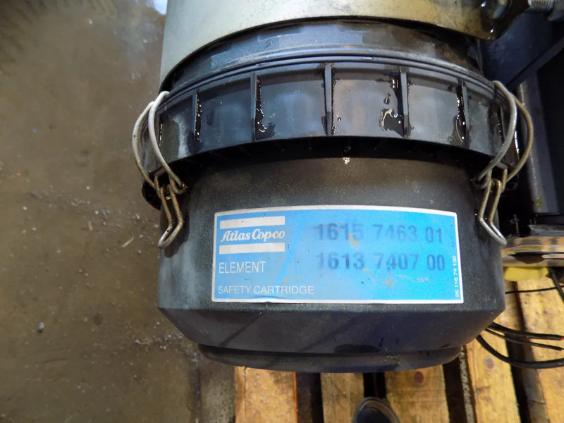 Deutz 1011 2 cillinder fur atlas copco - Compressor de ar: foto 4 Deutz 1011 2 cillinder fur atlas copco - Compressor de ar: foto 4