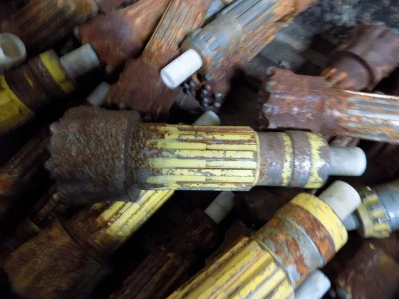 Locação de Diversen Sandvik Atlas copco Halco Drill Head rock bit 3.5 and 4 inch Diversen Sandvik Atlas copco Halco Drill Head rock bit 3.5 and 4 inch: foto 7