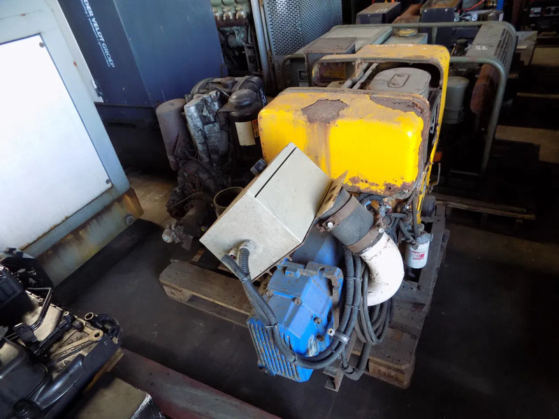 Hatz 1 cilinder en 2 cillinders - Motor de Equipamento de movimentação: foto 2 Hatz 1 cilinder en 2 cillinders - Motor de Equipamento de movimentação: foto 2