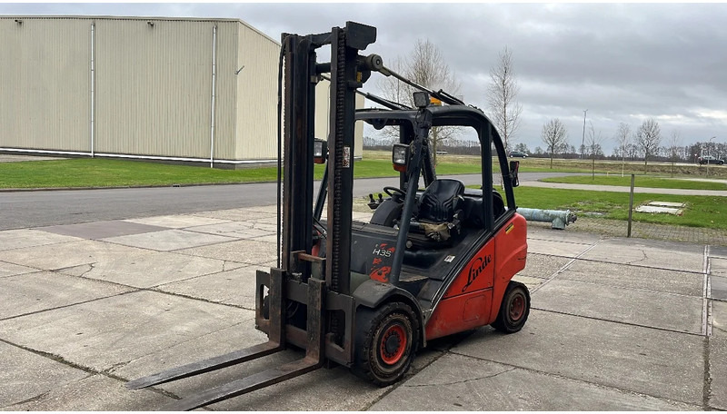 Linde H35T 01 Linde H35T 01 - Empilhadeira a gás: foto 2 Linde H35T 01 Linde H35T 01 - Empilhadeira a gás: foto 2