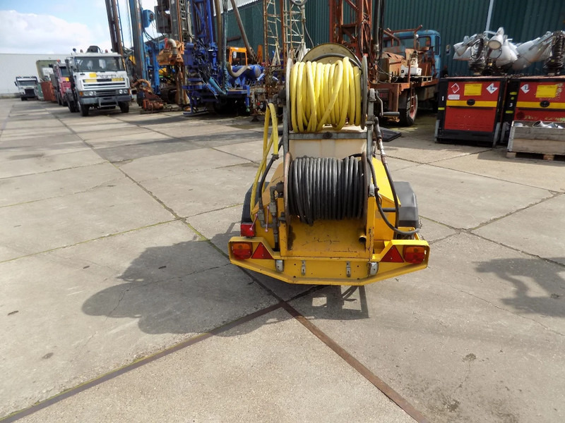 Rioned HD50 Rioned HD50 diesel - Caminhão limpa fossa: foto 4 Rioned HD50 Rioned HD50 diesel - Caminhão limpa fossa: foto 4