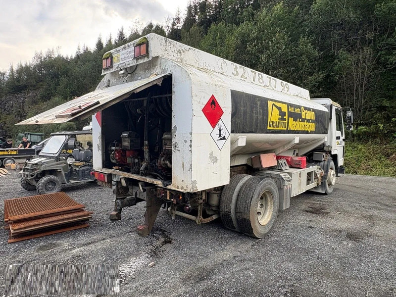 Volvo FL 7 Volvo FL7 285 Fuel tanker 4x2 - Caminhão tanque: foto 3 Volvo FL 7 Volvo FL7 285 Fuel tanker 4x2 - Caminhão tanque: foto 3