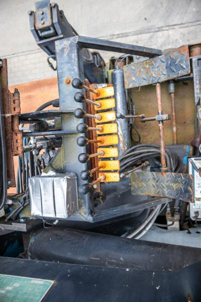 Kennis KENNIS R16 - Semi-reboque plataforma/ Caixa aberta: foto 5 Kennis KENNIS R16 - Semi-reboque plataforma/ Caixa aberta: foto 5