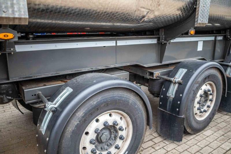 Semirreboque tanque MAFA SAL 40.24/95e-INOX 29.000 L (no pump): foto 7 Semirreboque tanque MAFA SAL 40.24/95e-INOX 29.000 L (no pump): foto 7