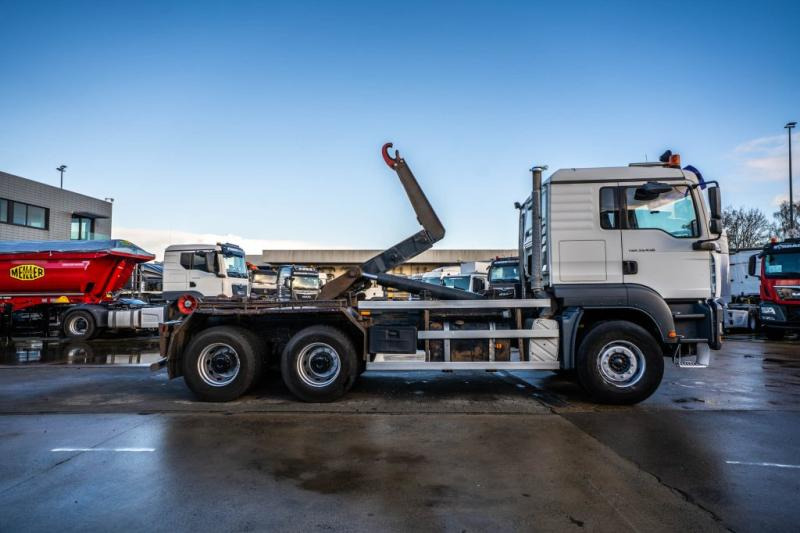 MAN TGA 33.430 BB - Caminhão polibenne: foto 3 MAN TGA 33.430 BB - Caminhão polibenne: foto 3