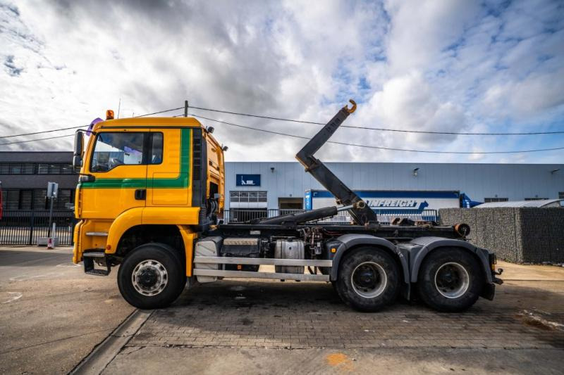 MAN TGA 33.430 BL - Caminhão polibenne: foto 2 MAN TGA 33.430 BL - Caminhão polibenne: foto 2
