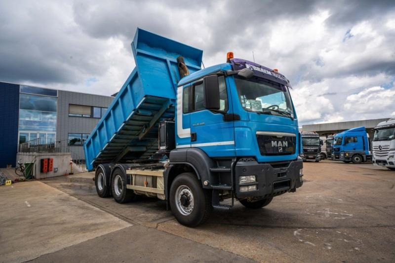 MAN TGS 26.400 BL 6X6H - TRACTOR / TIPPER - Caminhão basculante: foto 3 MAN TGS 26.400 BL 6X6H - TRACTOR / TIPPER - Caminhão basculante: foto 3