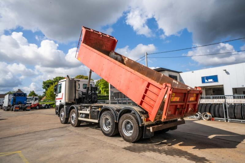Mercedes ACTROS 3241 K -MP3-E5 - Caminhão basculante: foto 5 Mercedes ACTROS 3241 K -MP3-E5 - Caminhão basculante: foto 5