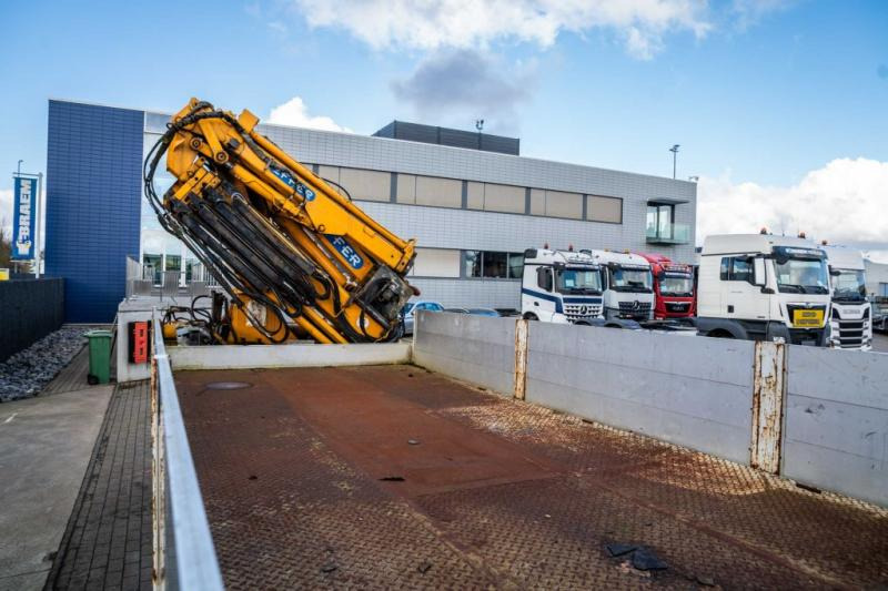 Camião de caixa aberta/ Plataforma, Caminhão grua Mercedes AXOR 2529 L - EFFER 250/4S+JIB: foto 7 Camião de caixa aberta/ Plataforma, Caminhão grua Mercedes AXOR 2529 L - EFFER 250/4S+JIB: foto 7
