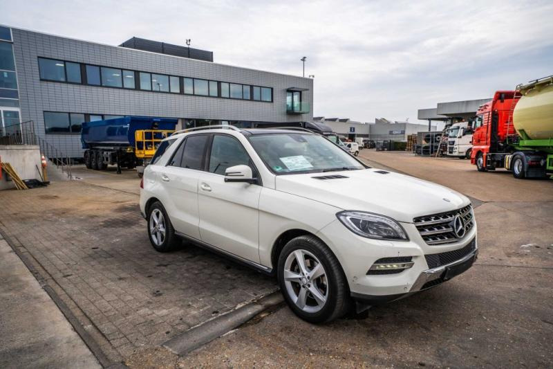 Mercedes-Benz ML 250 CDI - Sedã: foto 2 Mercedes-Benz ML 250 CDI - Sedã: foto 2