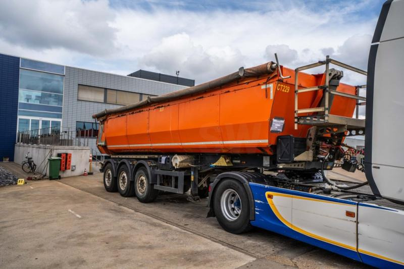 Schmitz SGF-S3-GEISOLEERDE KIPPER-27m3 - Semireboque basculante: foto 2 Schmitz SGF-S3-GEISOLEERDE KIPPER-27m3 - Semireboque basculante: foto 2