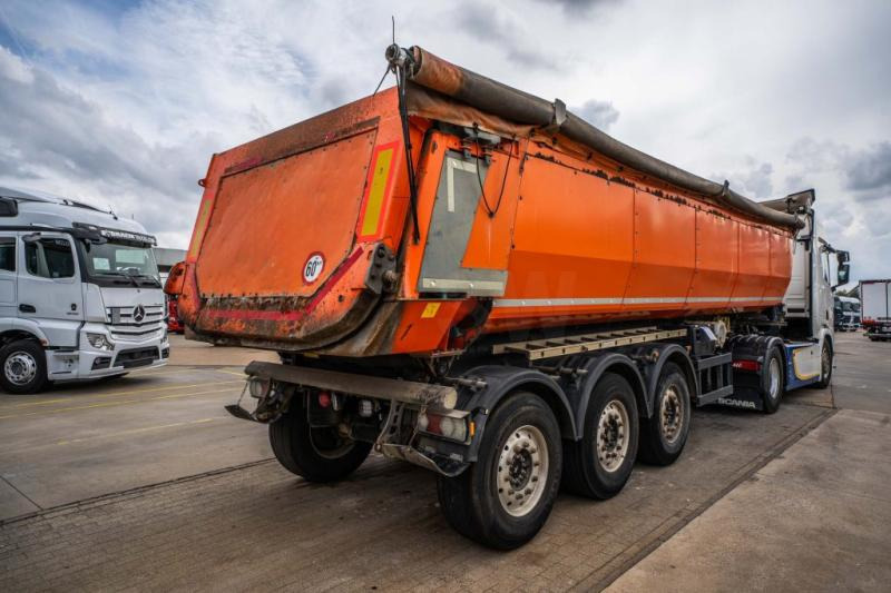 Schmitz SGF-S3-GEISOLEERDE KIPPER-27m3 - Semireboque basculante: foto 4 Schmitz SGF-S3-GEISOLEERDE KIPPER-27m3 - Semireboque basculante: foto 4