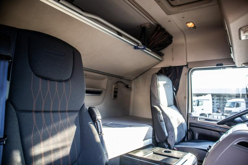 Tractor DAF XF 450-6X2: foto 8 Tractor DAF XF 450-6X2: foto 8