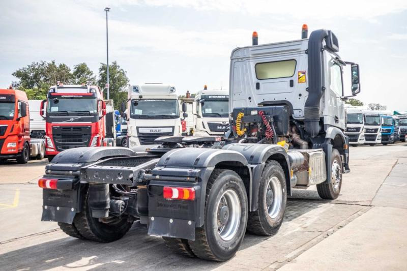 Mercedes AROCS 2645 BLS-6X4 - Tractor: foto 3 Mercedes AROCS 2645 BLS-6X4 - Tractor: foto 3