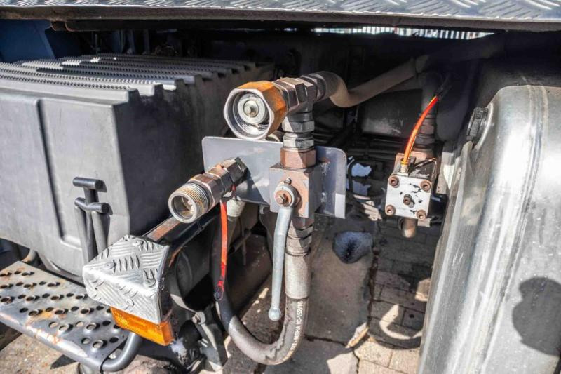 Locação de Scania G420 -EURO 5 + KIPHYDR. Scania G420 -EURO 5 + KIPHYDR.: foto 10