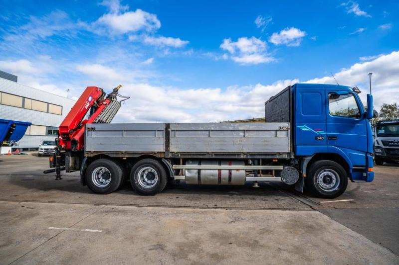 Volvo FH 340 - HMF 2420 K6 (2012) - Camião de caixa aberta/ Plataforma, Caminhão grua: foto 3 Volvo FH 340 - HMF 2420 K6 (2012) - Camião de caixa aberta/ Plataforma, Caminhão grua: foto 3