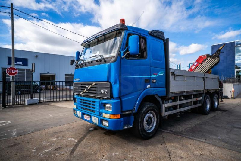Volvo FH 340 - HMF 2420 K6 (2012) - Camião de caixa aberta/ Plataforma, Caminhão grua: foto 1 Volvo FH 340 - HMF 2420 K6 (2012) - Camião de caixa aberta/ Plataforma, Caminhão grua: foto 1