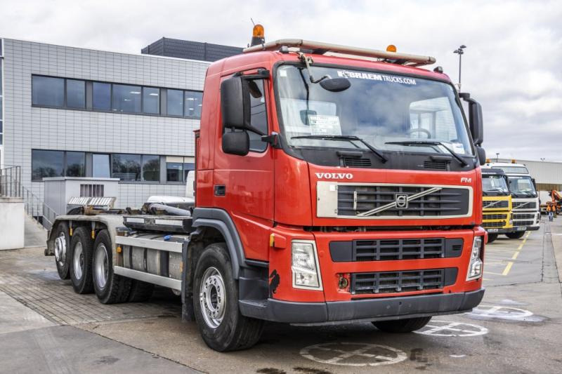 Volvo FM/FH 430-HIAB MULTILIFT XR26S - euro 5 - Caminhão polibenne: foto 2 Volvo FM/FH 430-HIAB MULTILIFT XR26S - euro 5 - Caminhão polibenne: foto 2