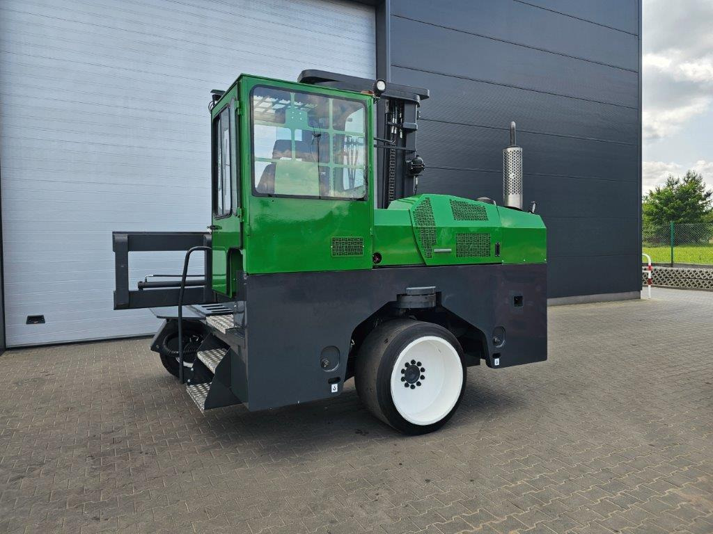 Combilift C14000H - Empilhador de 4 vias: foto 3 Combilift C14000H - Empilhador de 4 vias: foto 3