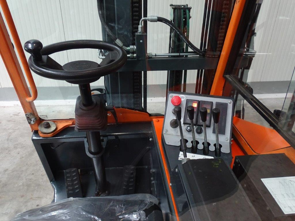 Empilhador de 4 vias Combilift C2500CB - TRIPLEX: foto 8