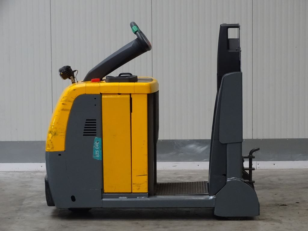 Jungheinrich EZS C40 - Trator elétrics: foto 1 Jungheinrich EZS C40 - Trator elétrics: foto 1