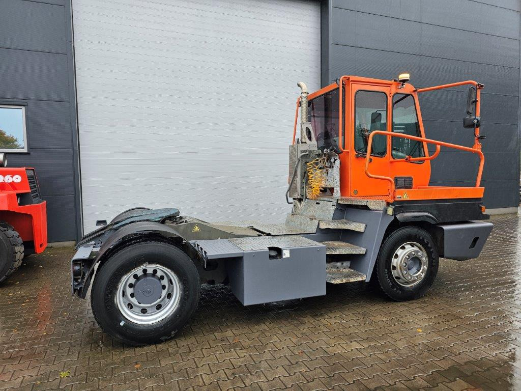 Terberg YT182 - Tractor de terminal: foto 3 Terberg YT182 - Tractor de terminal: foto 3