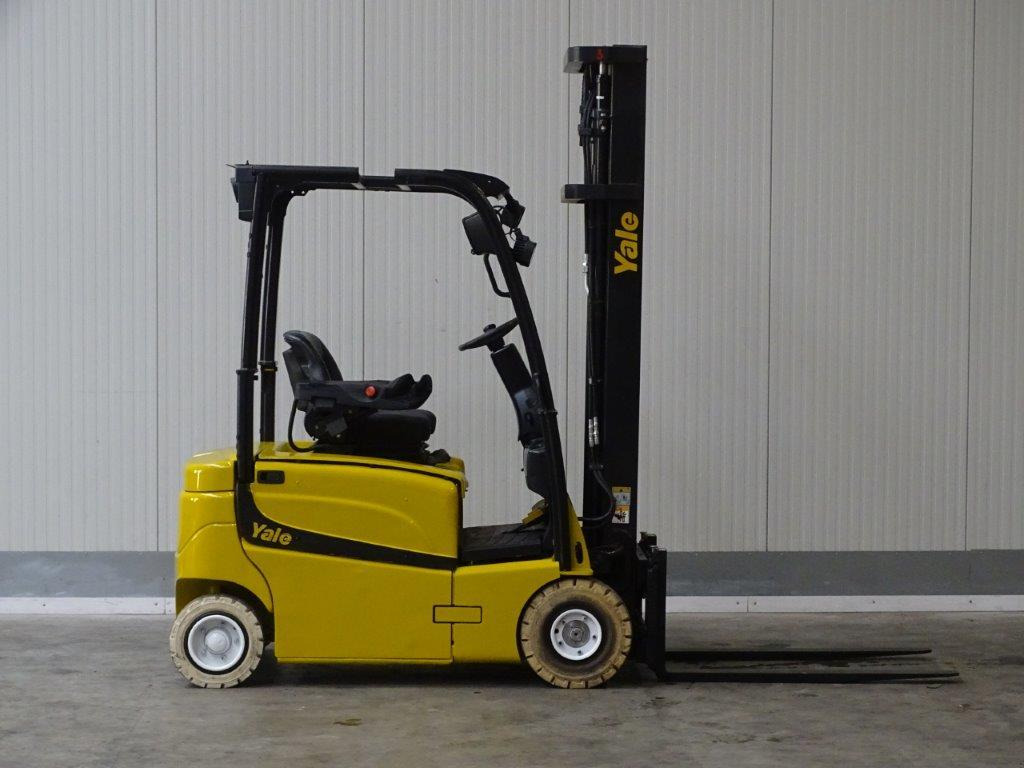 Yale ERP16VF - TRIPLEX - Empilhadeira elétrica: foto 4 Yale ERP16VF - TRIPLEX - Empilhadeira elétrica: foto 4