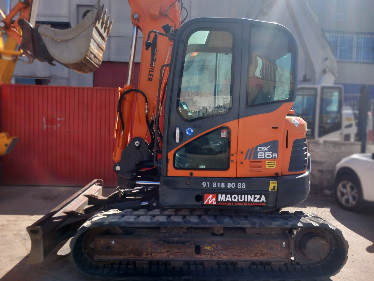 DOOSAN DX85R-3 - Mini escavadeira: foto 1 DOOSAN DX85R-3 - Mini escavadeira: foto 1