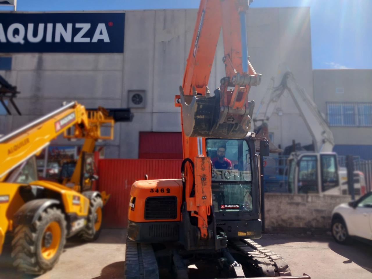 DOOSAN DX85R-3 - Mini escavadeira: foto 4 DOOSAN DX85R-3 - Mini escavadeira: foto 4