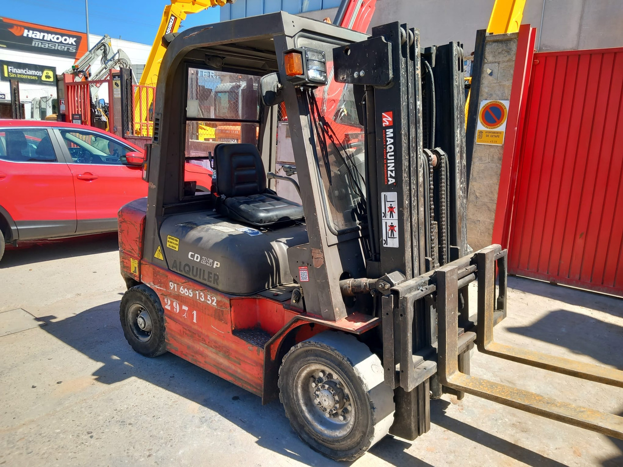 MANITOU CD25P - Empilhadeira a diesel: foto 2 MANITOU CD25P - Empilhadeira a diesel: foto 2